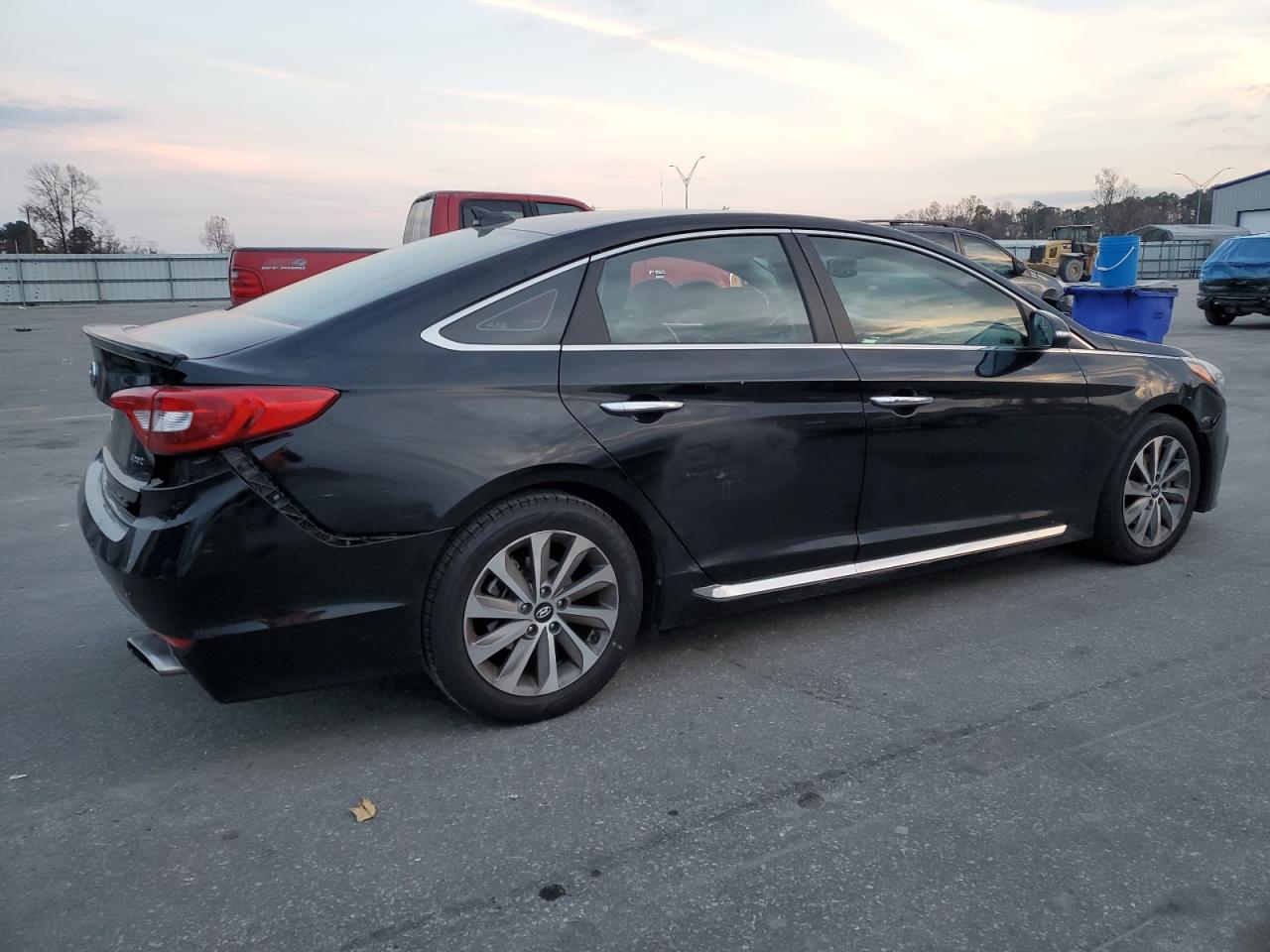 HYUNDAI SONATA SPORT