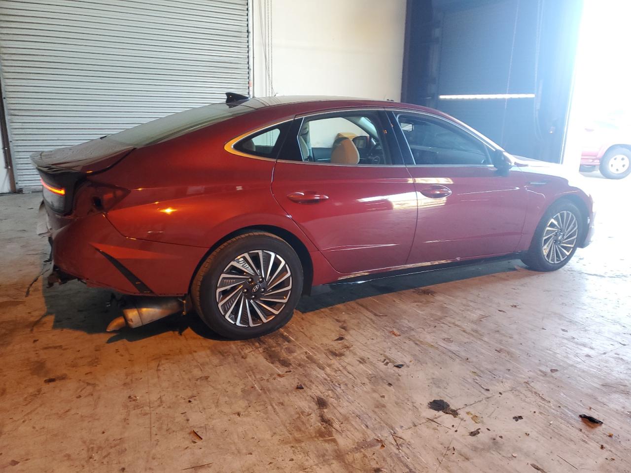 HYUNDAI SONATA HYBRID