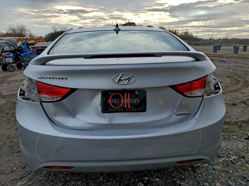 2013 HYUNDAI ELANTRA GL #3310603297