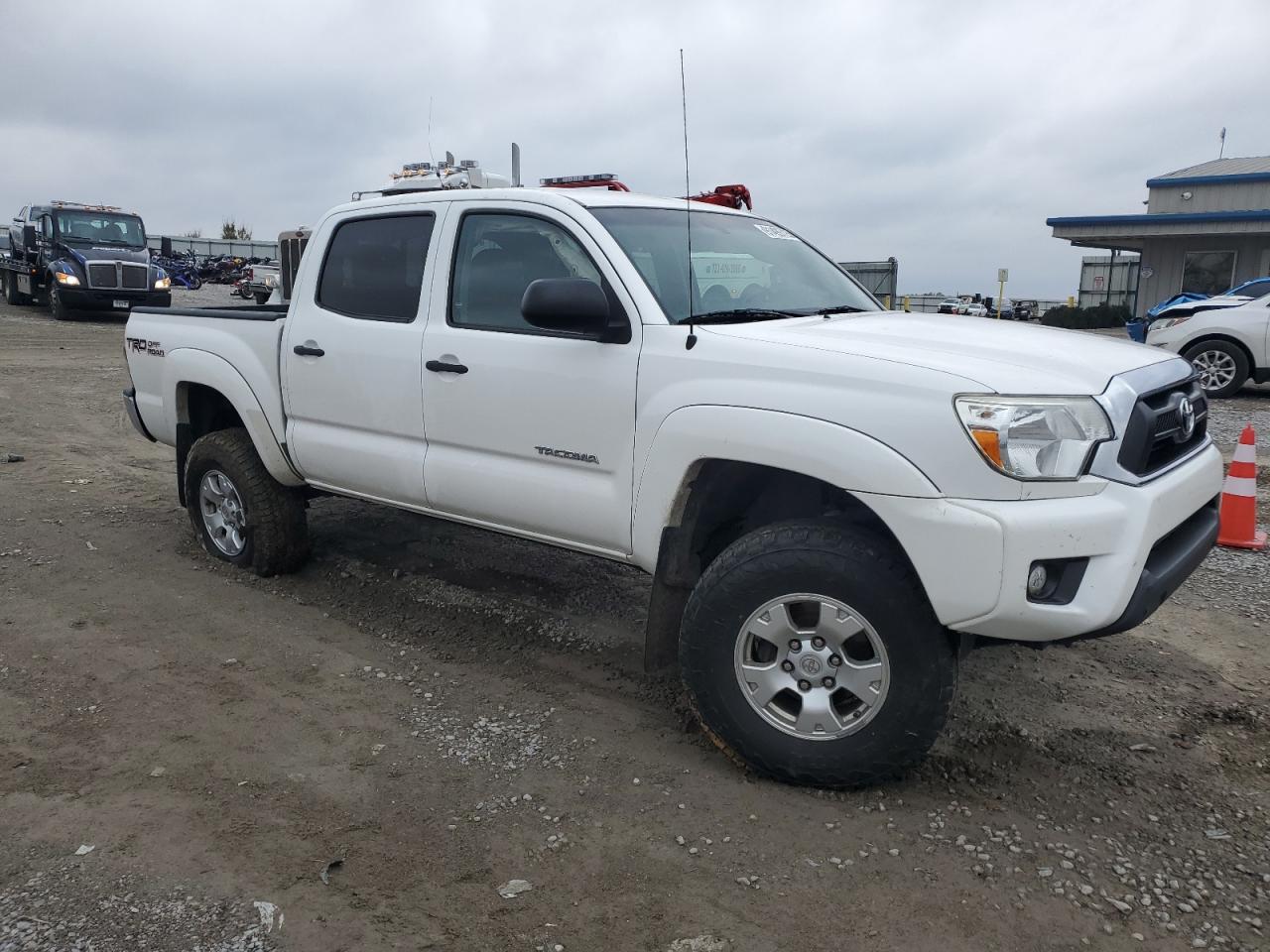 TOYOTA TACOMA DOUBLE CAB