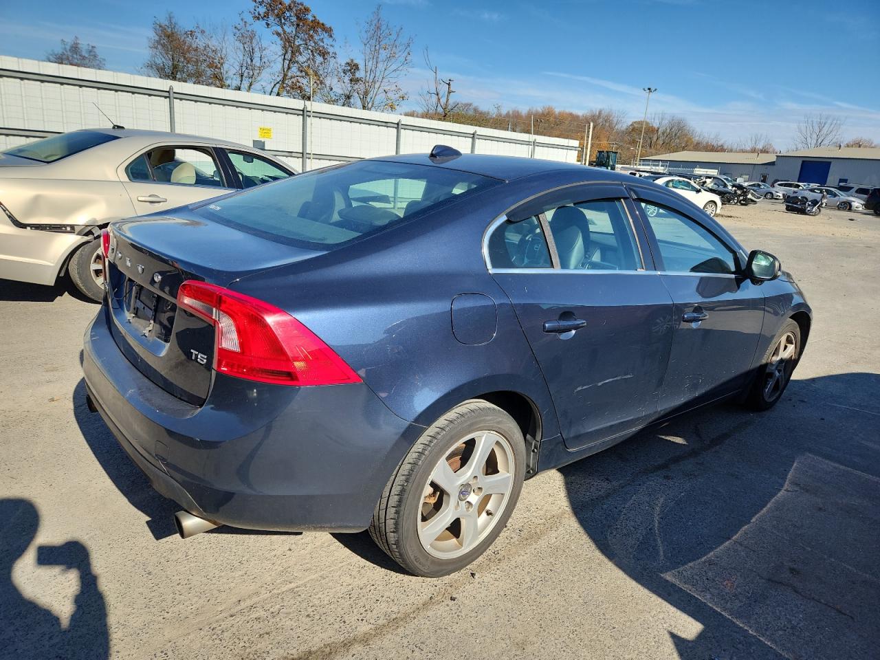 VOLVO S60 T5