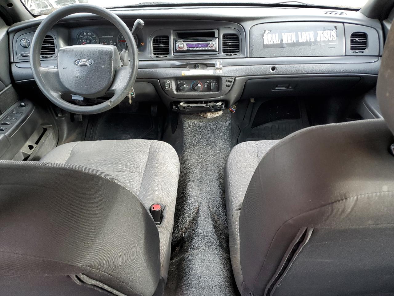 FORD CROWN VICTORIA POLICE INTERCEPTOR