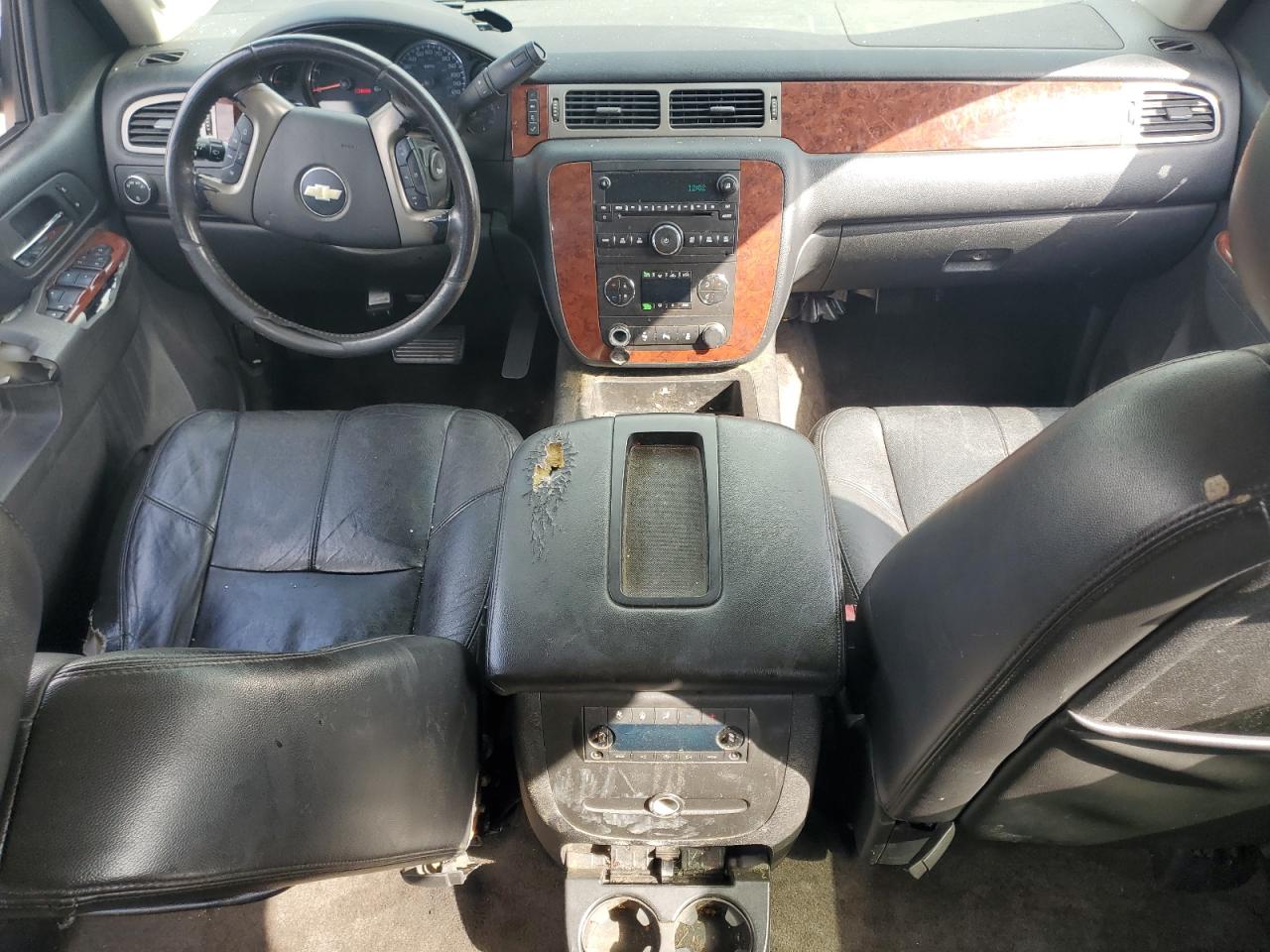 CHEVROLET TAHOE K1500 LT