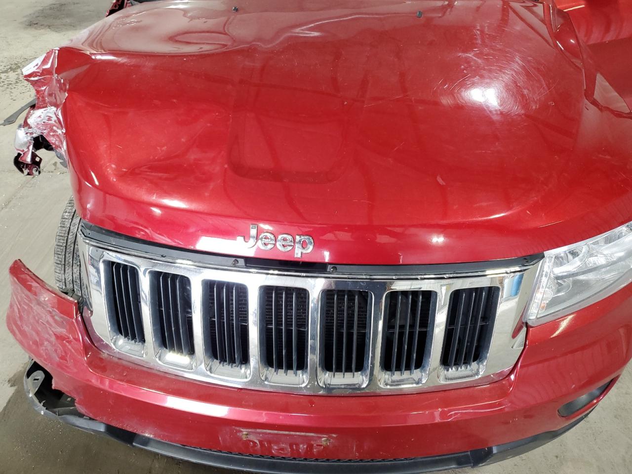 JEEP GRAND CHEROKEE LAREDO