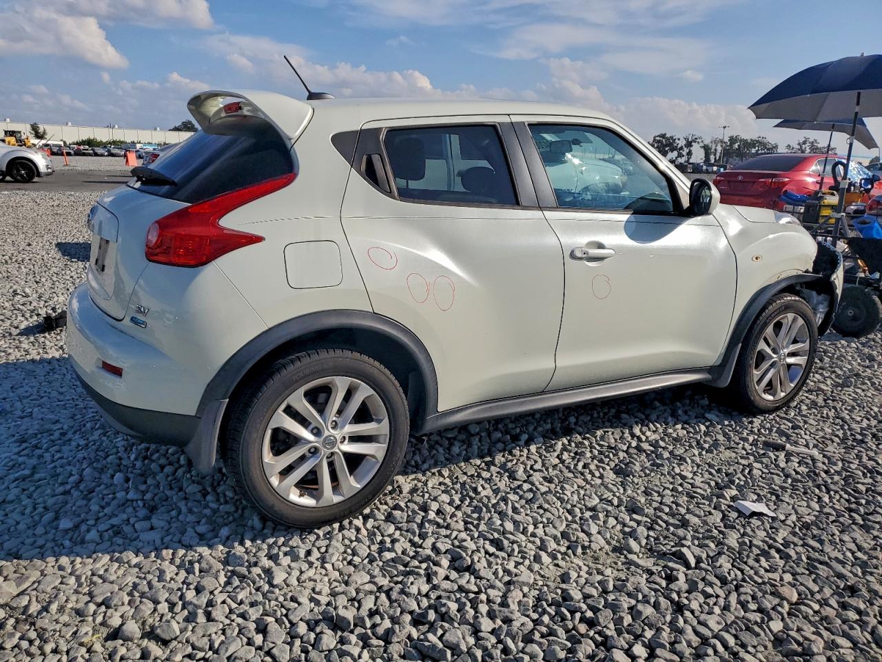 NISSAN JUKE S