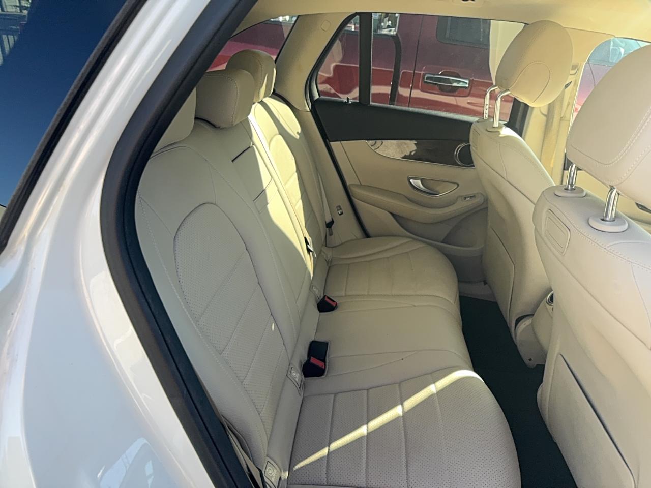 MERCEDES-BENZ GLC-CLASS 300