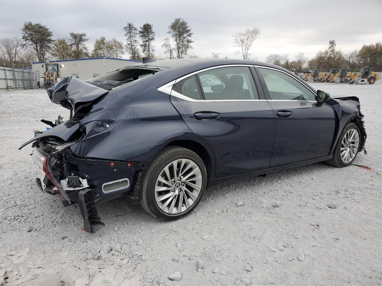 Lot #3315989092 2021 LEXUS ES 350 BAS