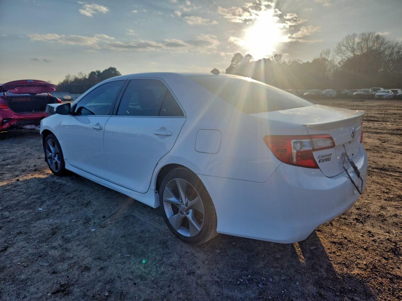 TOYOTA CAMRY SE