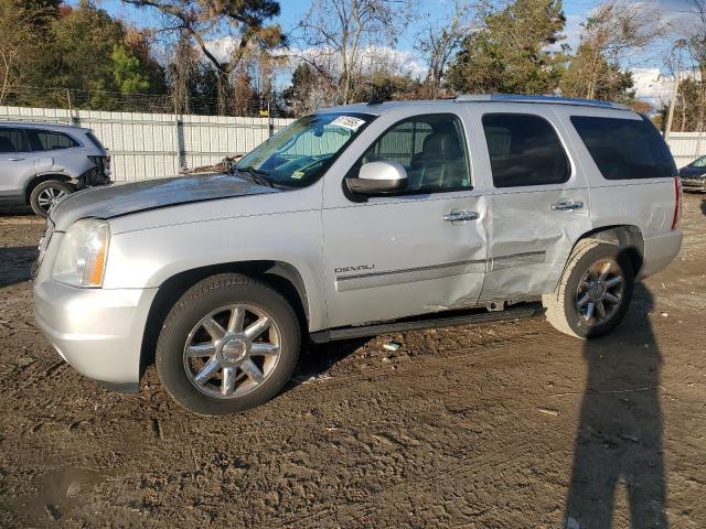 Global Auto Auctions: 2010 GMC YUKON DENA