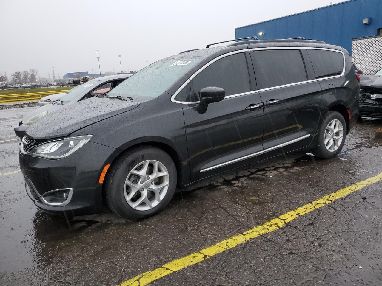 CHRYSLER PACIFICA TOURING L