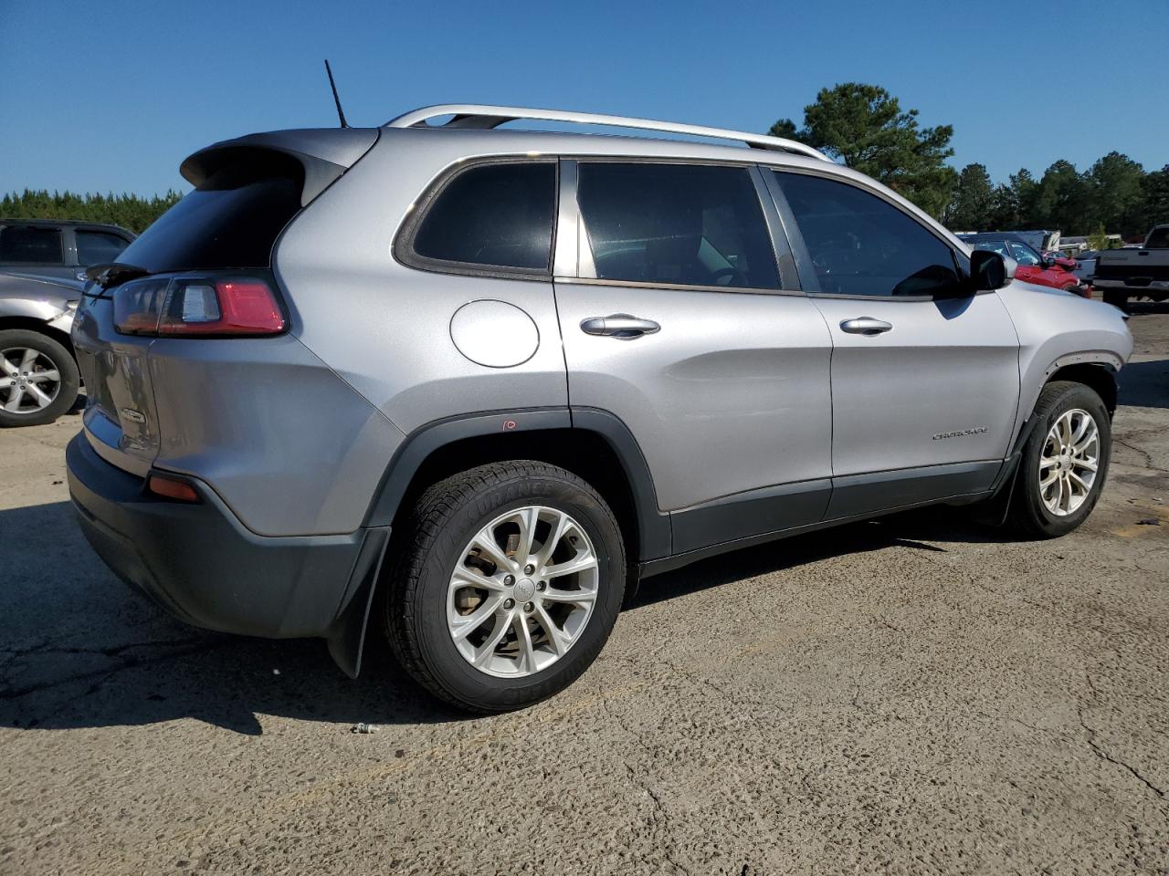 JEEP GRAND CHEROKEE LATITUDE