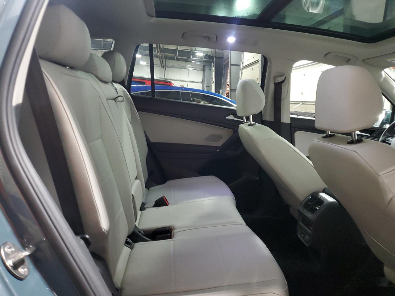 VOLKSWAGEN TIGUAN SE