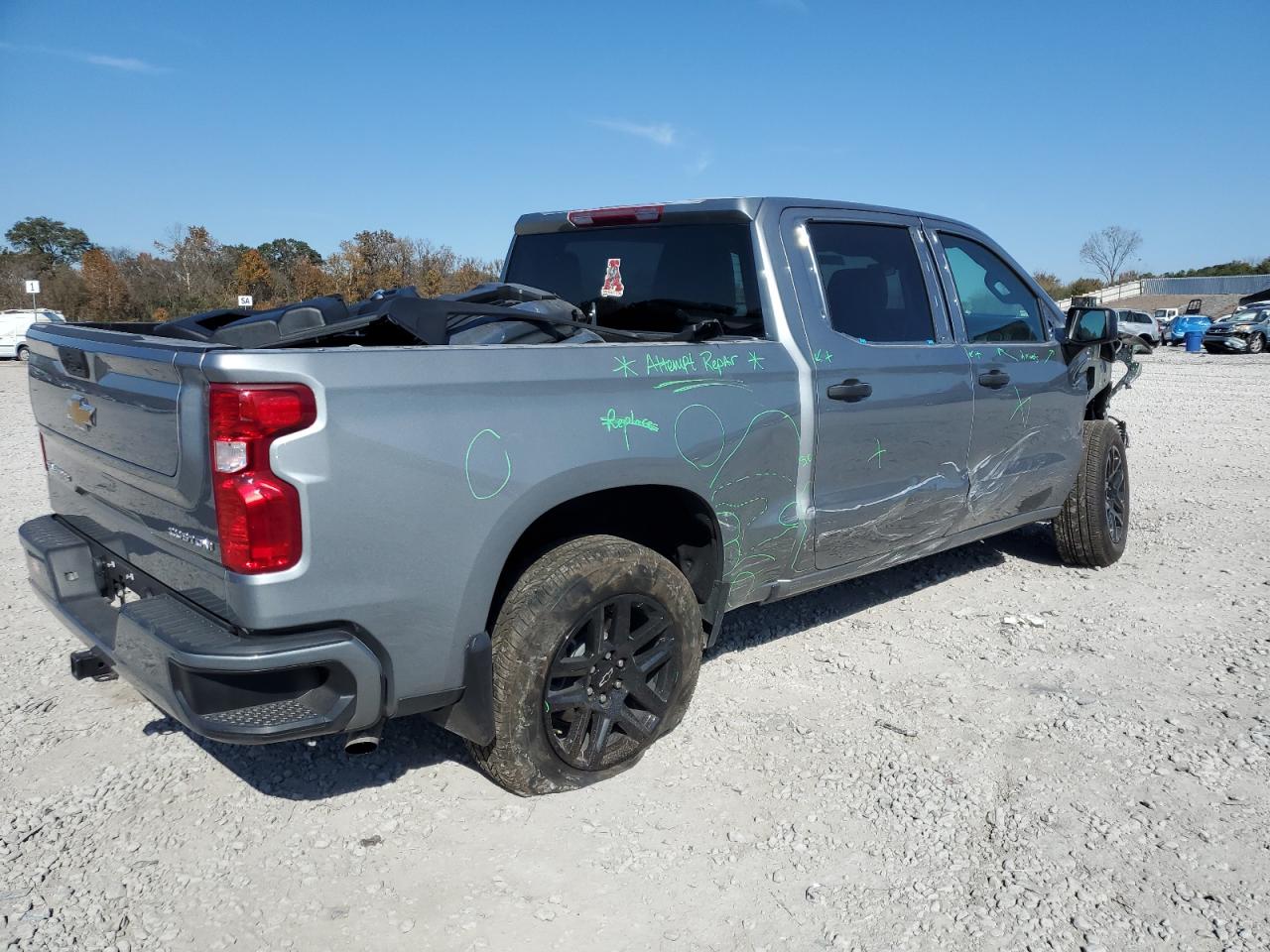 CHEVROLET SILVERADO C1500 CUSTOM