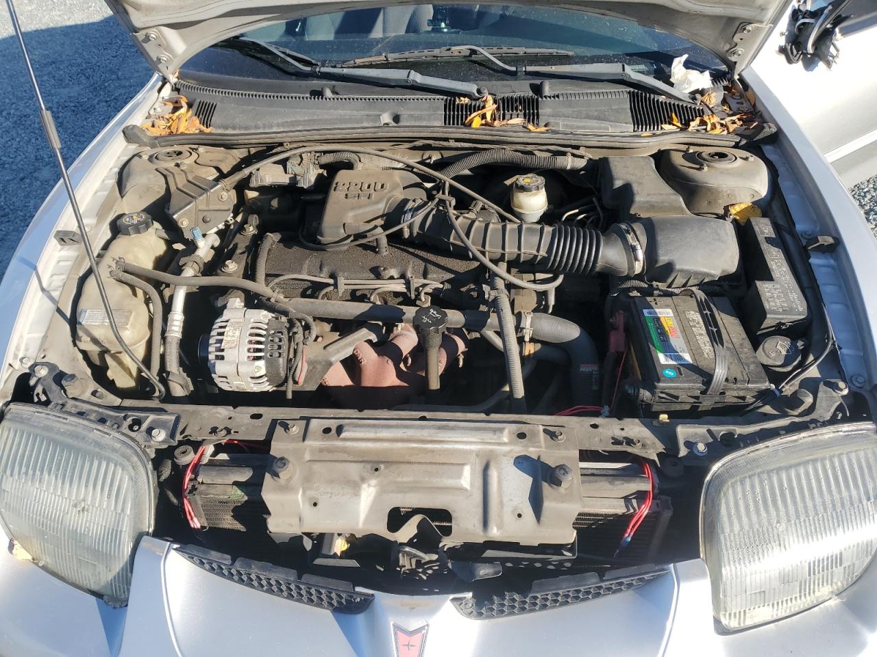 Lot #3301860971 2002 PONTIAC SUNFIRE SE