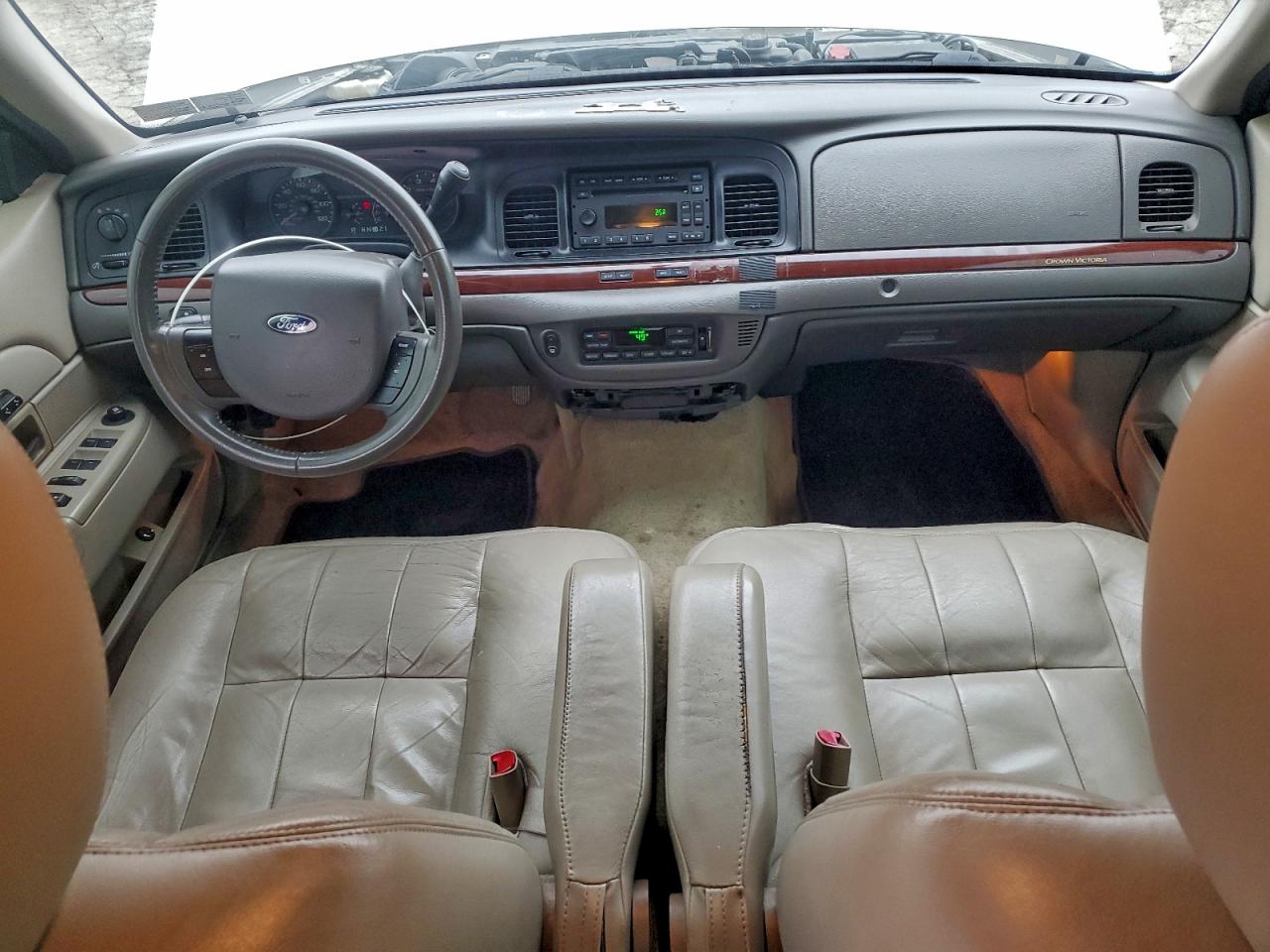 FORD CROWN VICTORIA LX