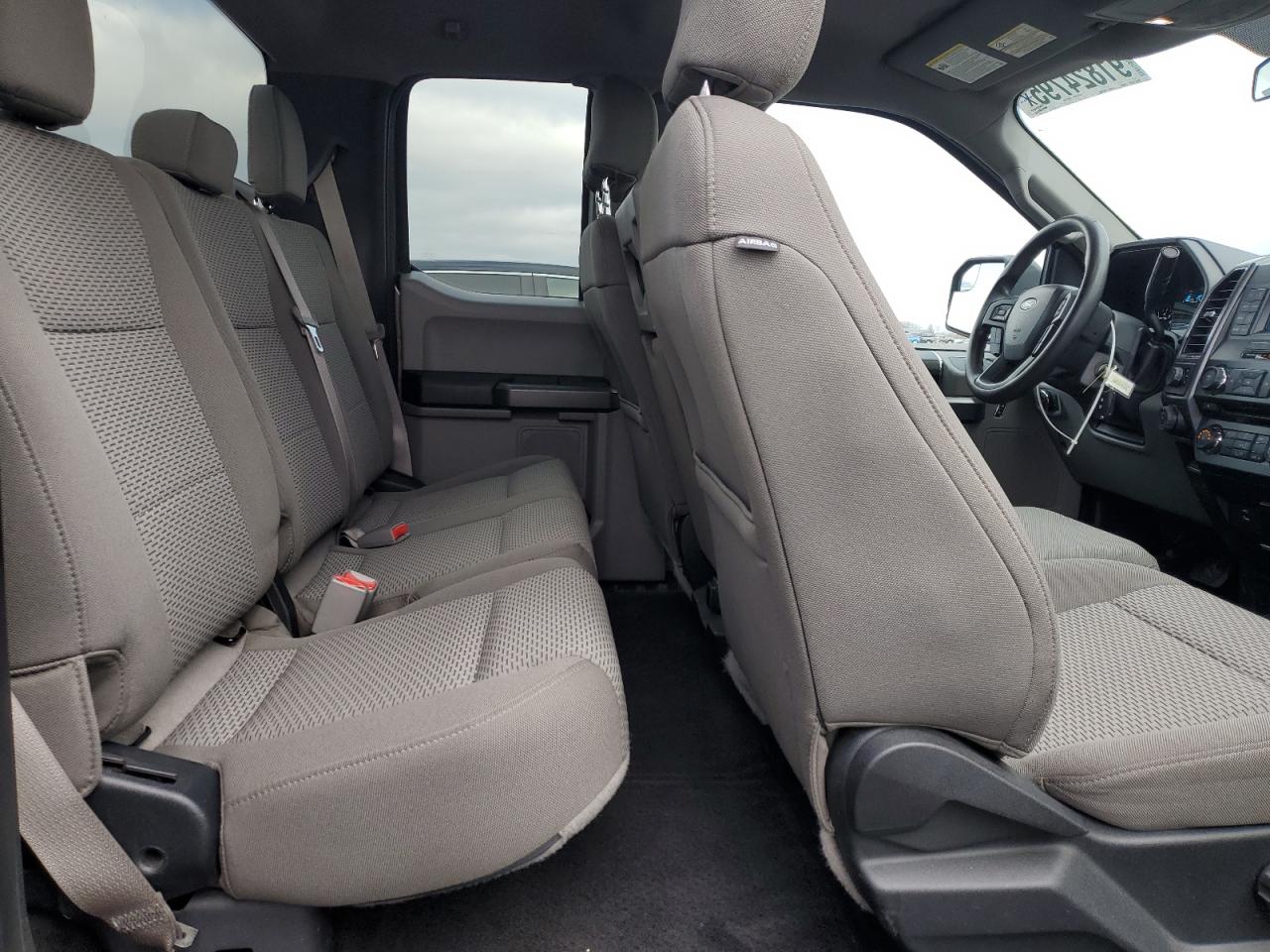 FORD F-150 SUPER CAB