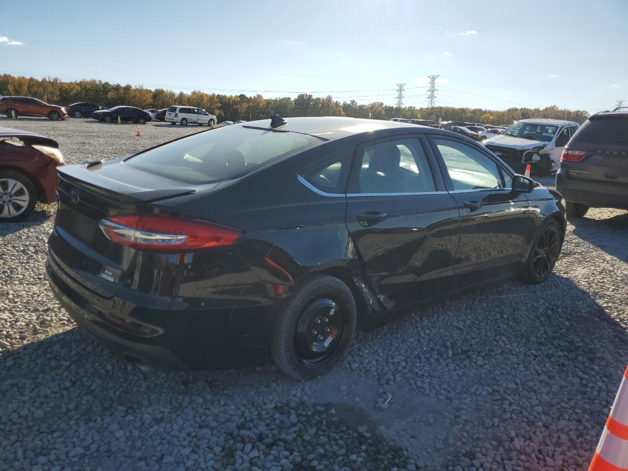 FORD FUSION SE