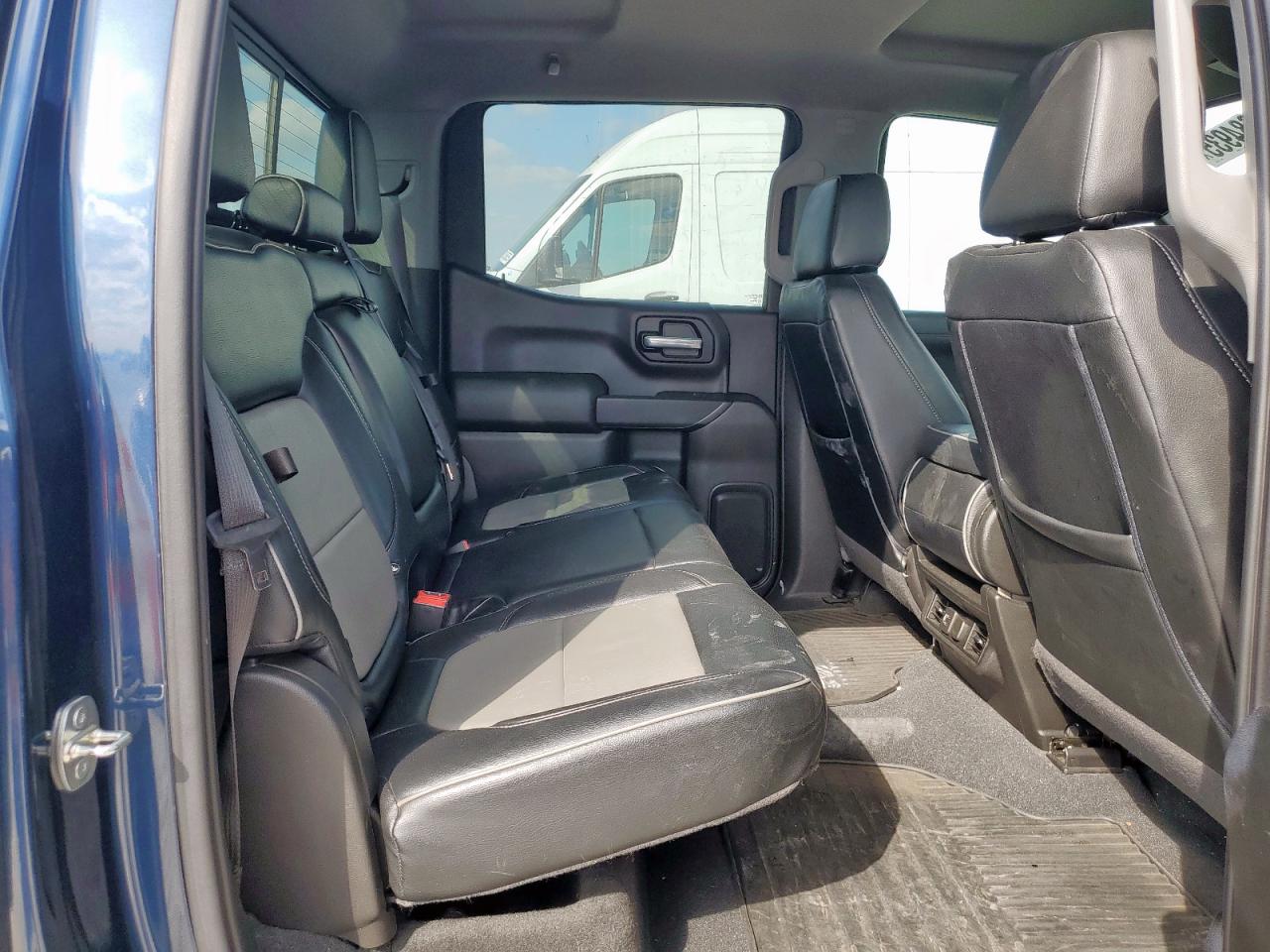 CHEVROLET SILVERADO K1500 LT