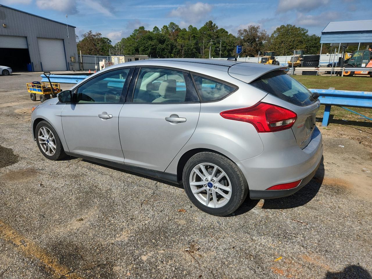 Lot #3308243153 2018 FORD FOCUS SE