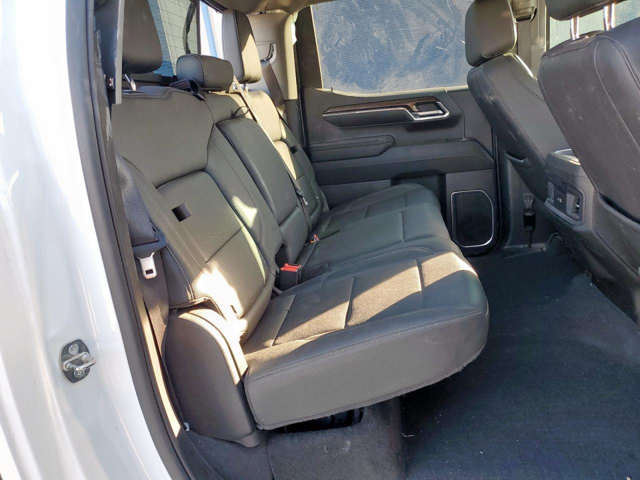 CHEVROLET SILVERADO K1500 RST