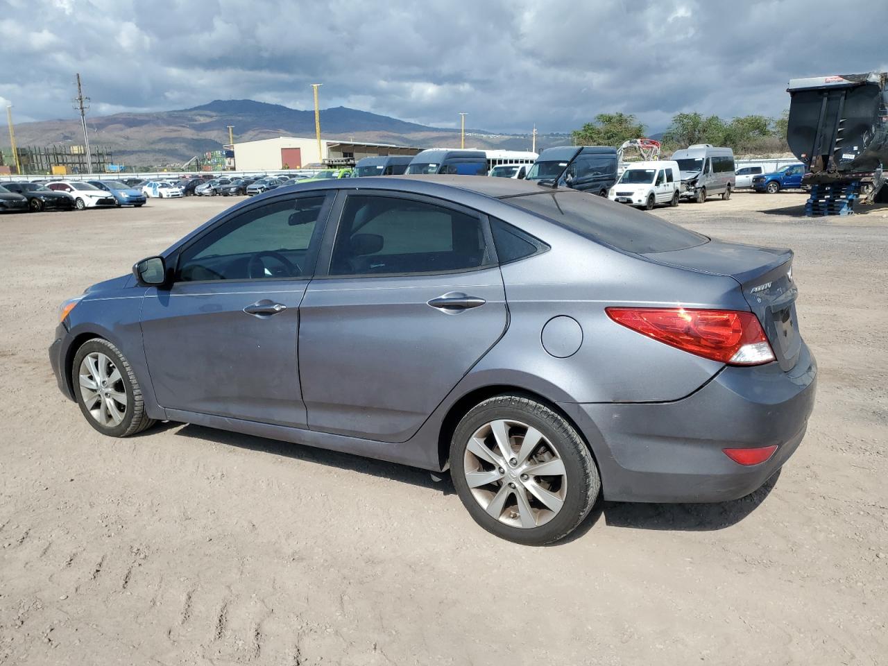 HYUNDAI ACCENT GLS