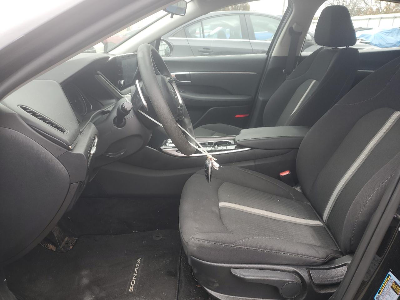 HYUNDAI SONATA HYBRID