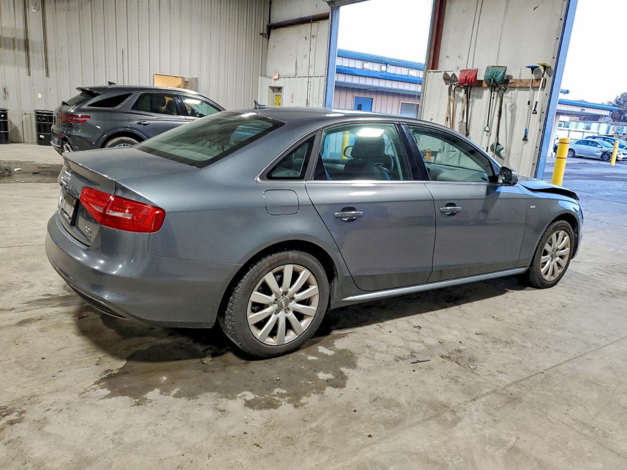AUDI A4 PREMIUM