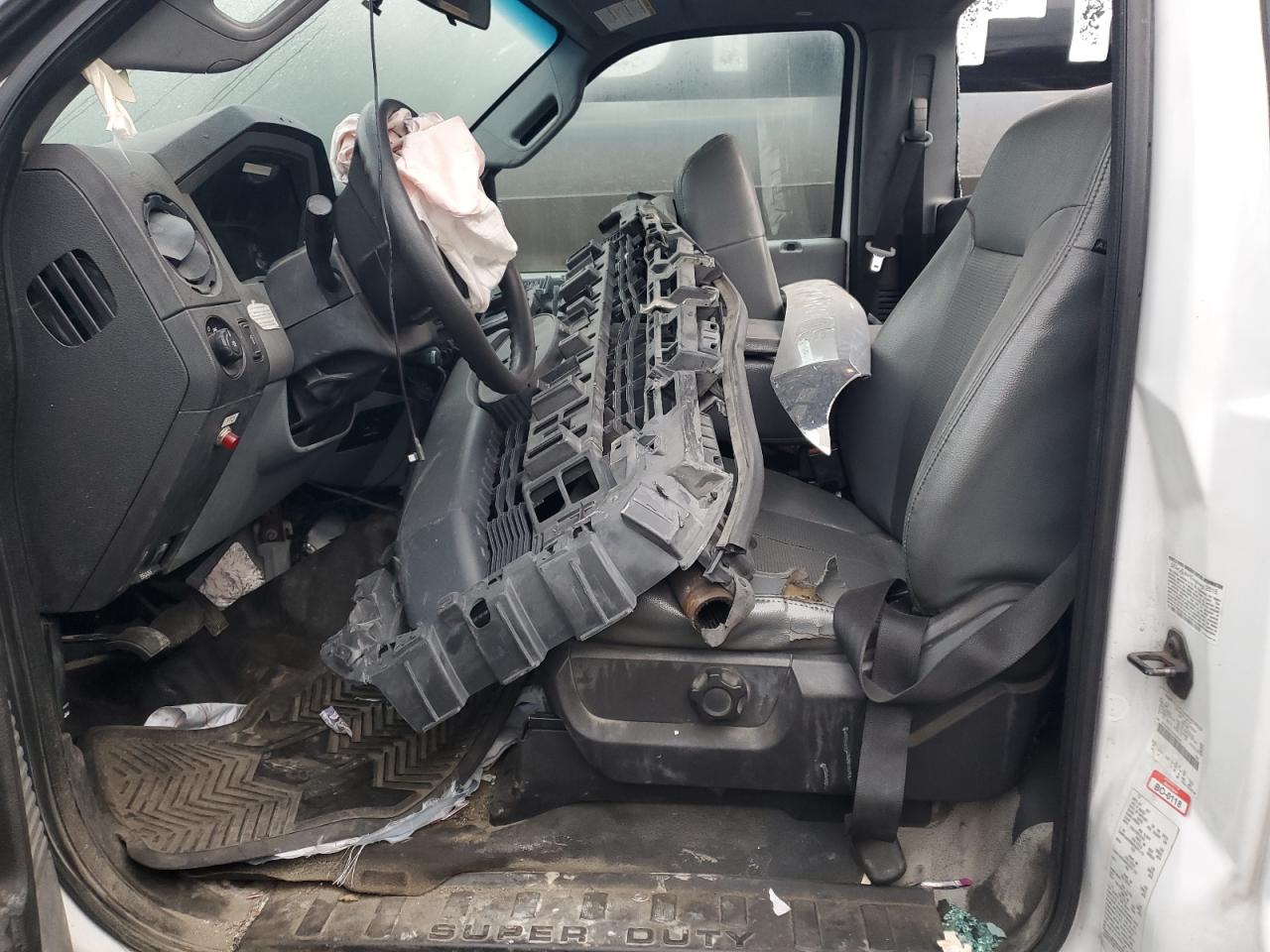 FORD F-550 SUPER DUTY