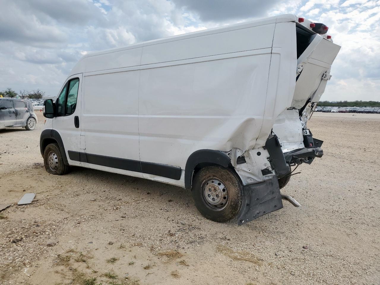 RAM PROMASTER 2500 HIGH