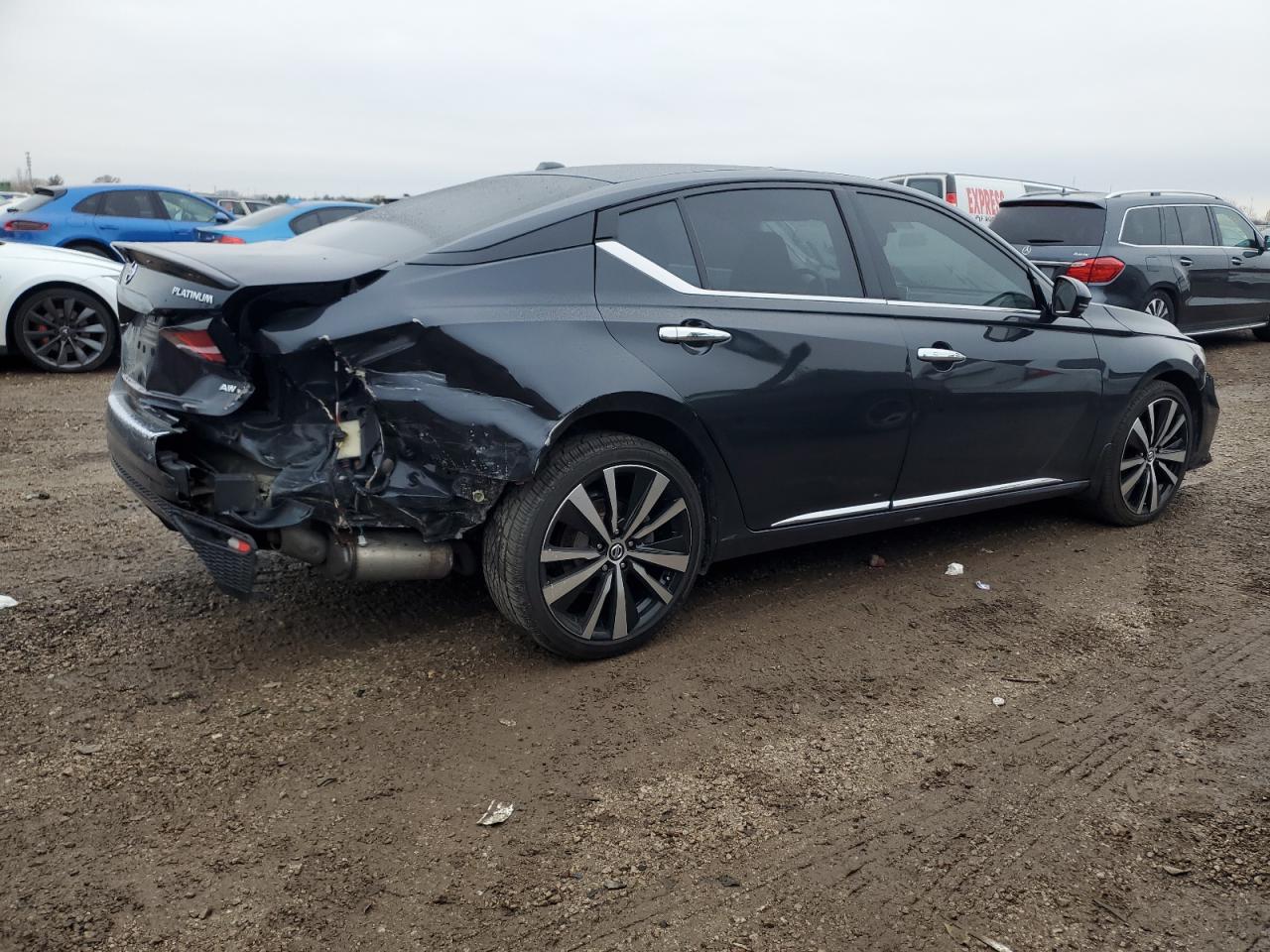 NISSAN ALTIMA PLATINUM