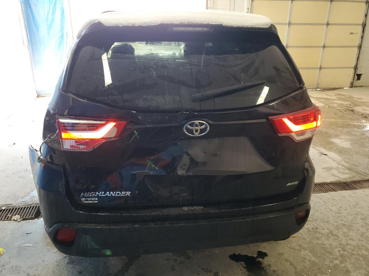 TOYOTA HIGHLANDER LE