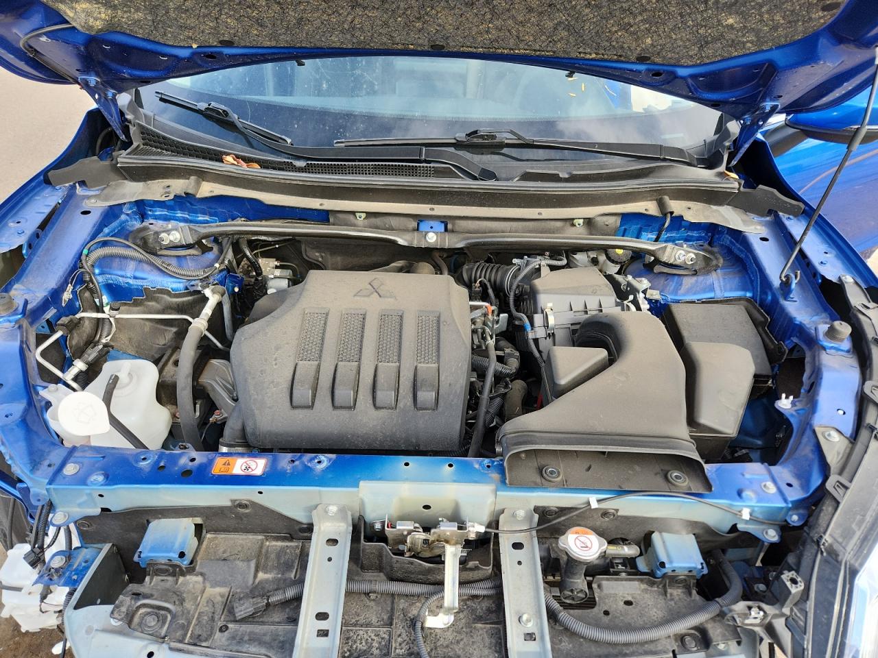 MITSUBISHI ECLIPSE SE