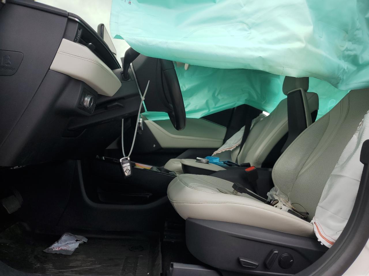 FORD MUSTANG PREMIUM