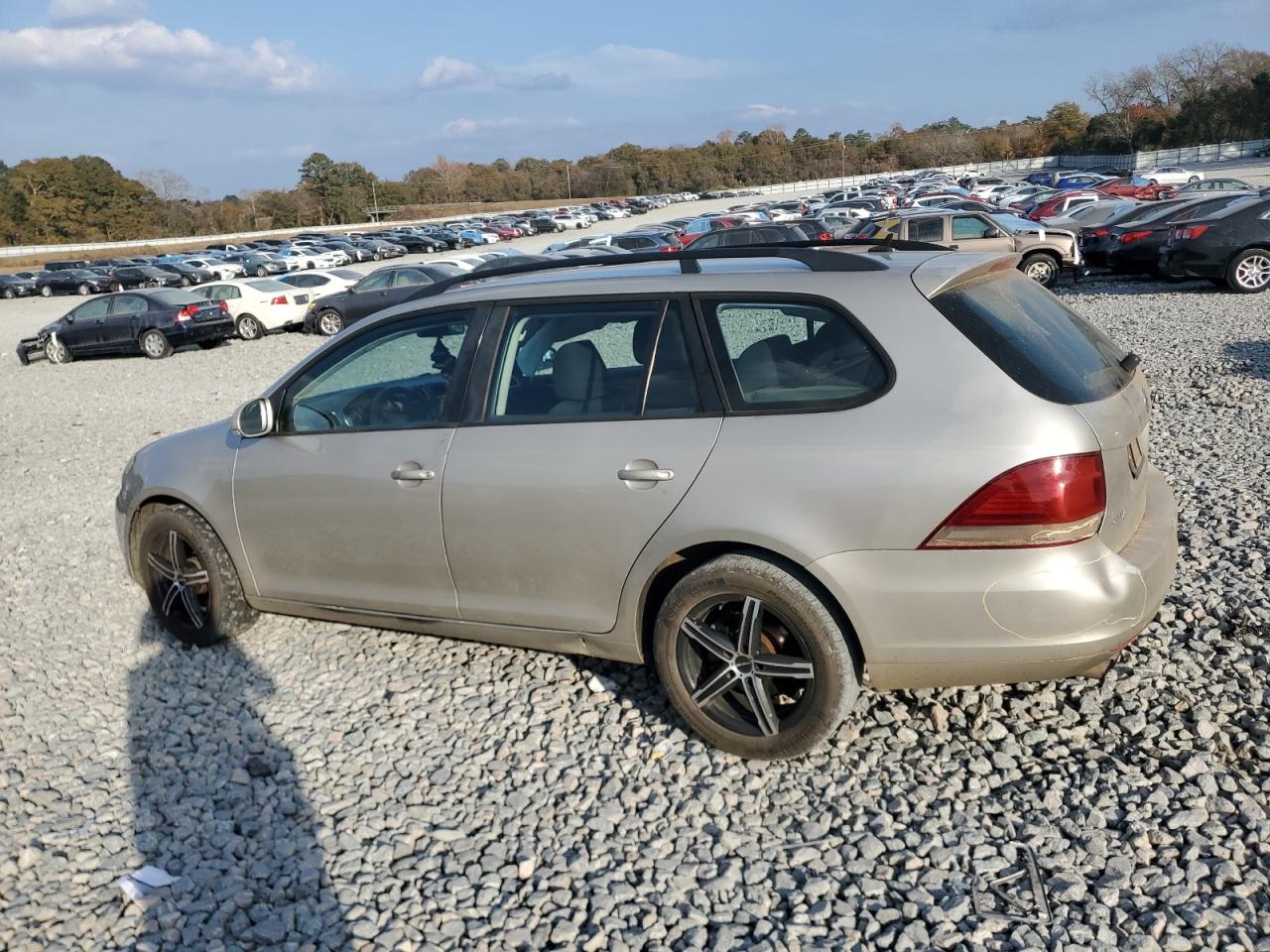 VOLKSWAGEN JETTA S
