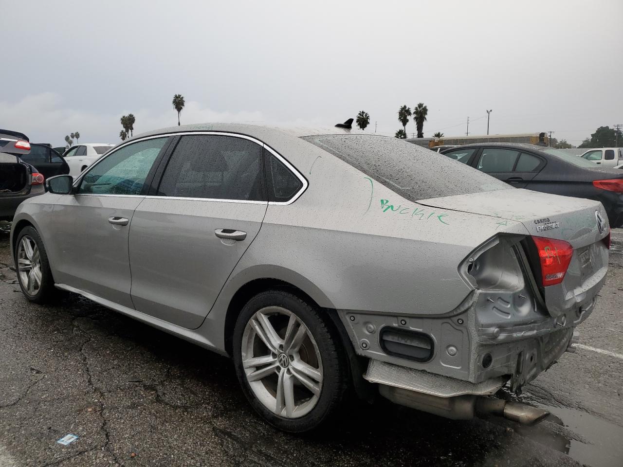 VOLKSWAGEN PASSAT SE