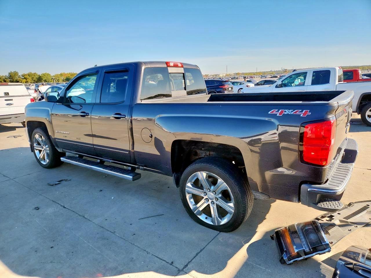 CHEVROLET SILVERADO K1500 LT
