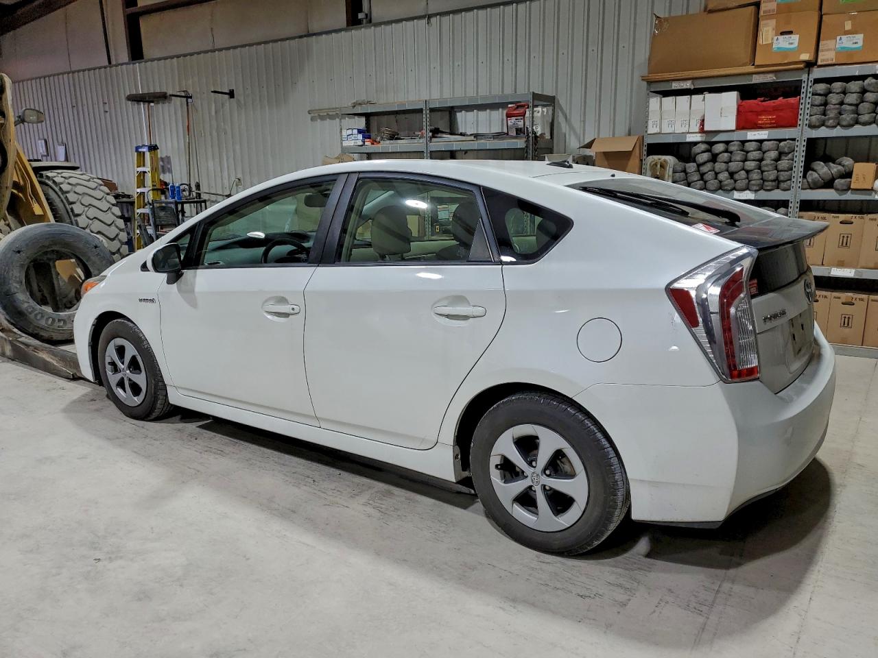 TOYOTA PRIUS