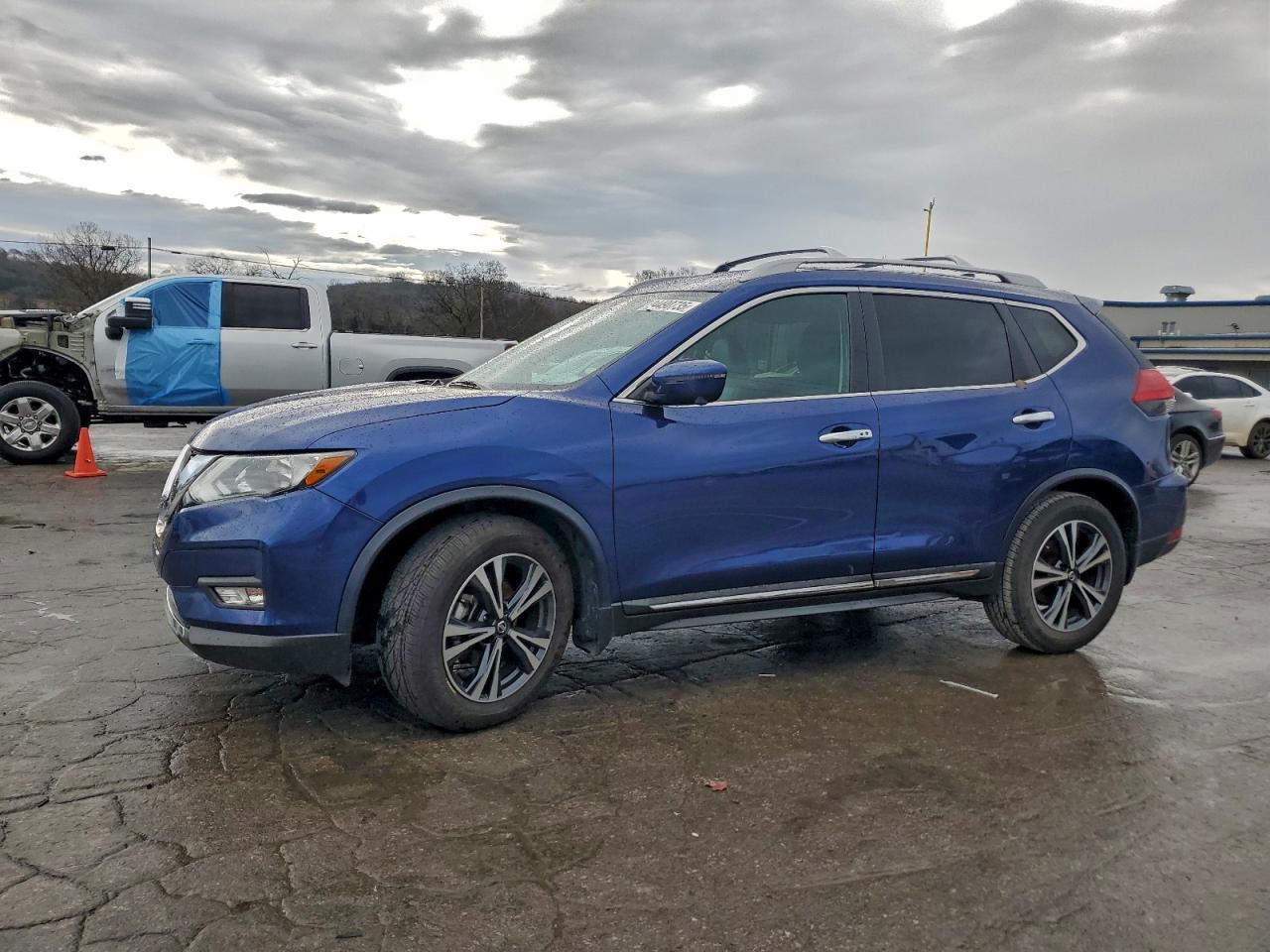 NISSAN ROGUE S