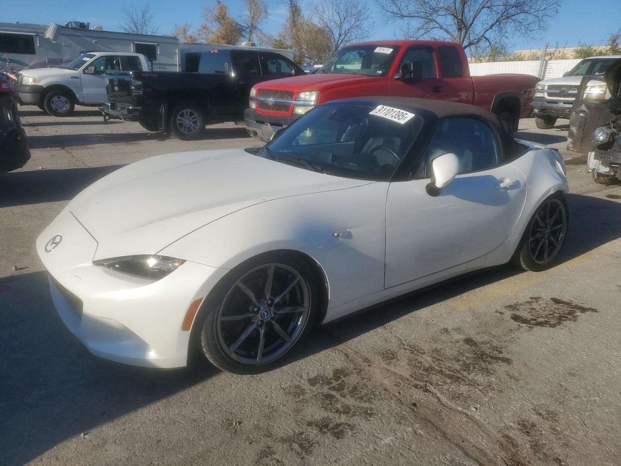 MAZDA MX-5 GRAND TOURING