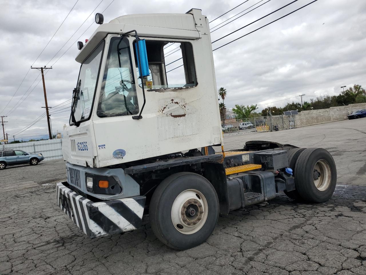 Lot #3290179243 2016 KALMAR OTTOWA4X2