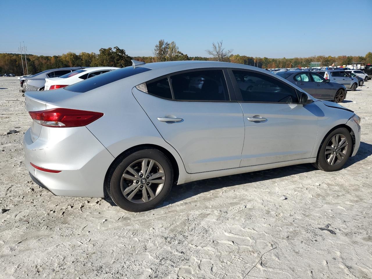 HYUNDAI ELANTRA SEL