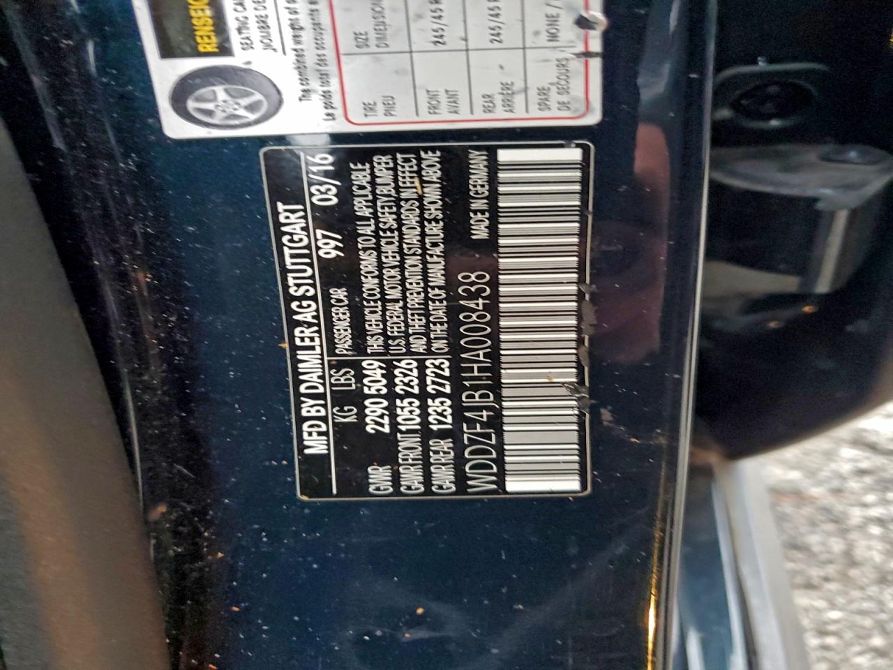 MERCEDES-BENZ E-CLASS 300