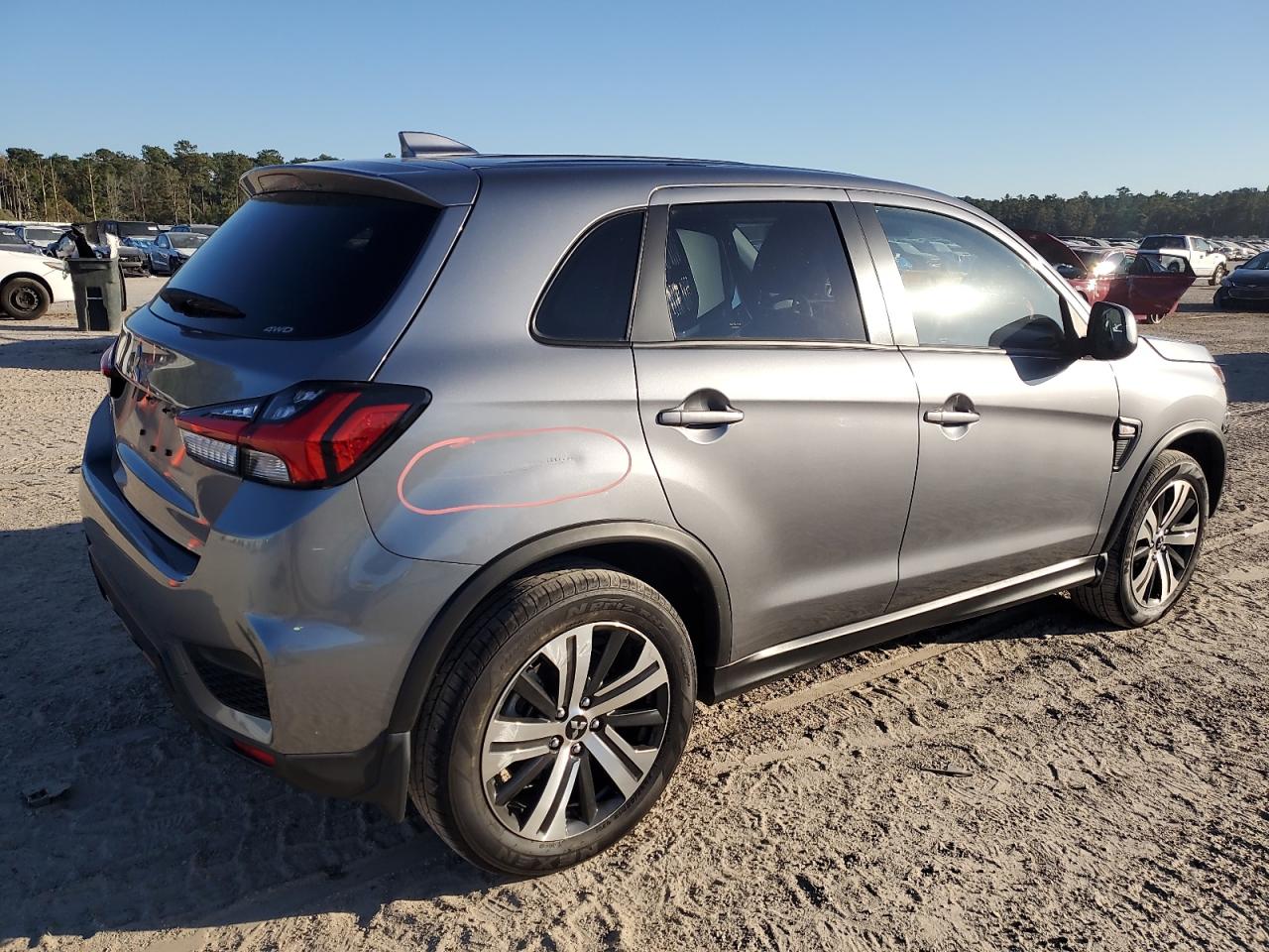 MITSUBISHI OUTLANDER S/SE