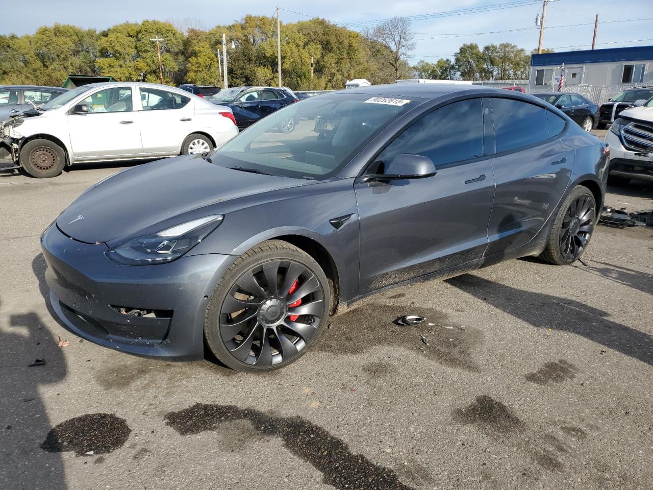 TESLA MODEL 3