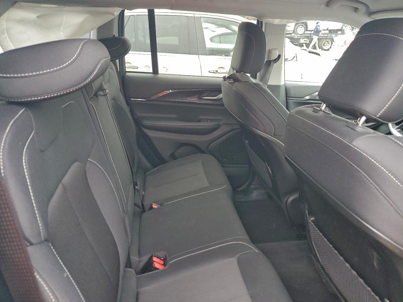 JEEP GRAND CHEROKEE LAREDO