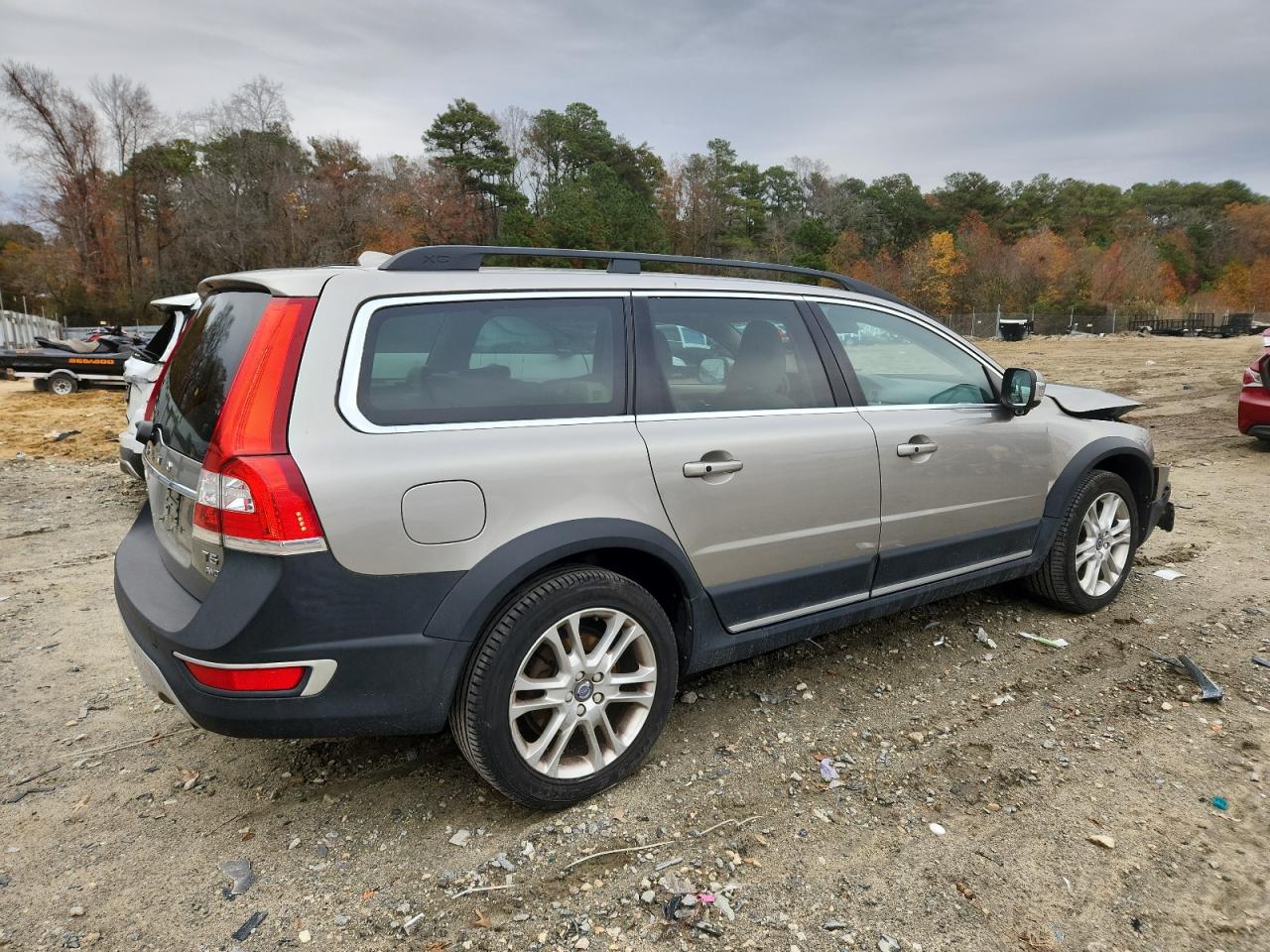 VOLVO XC70 T5 PLATINUM
