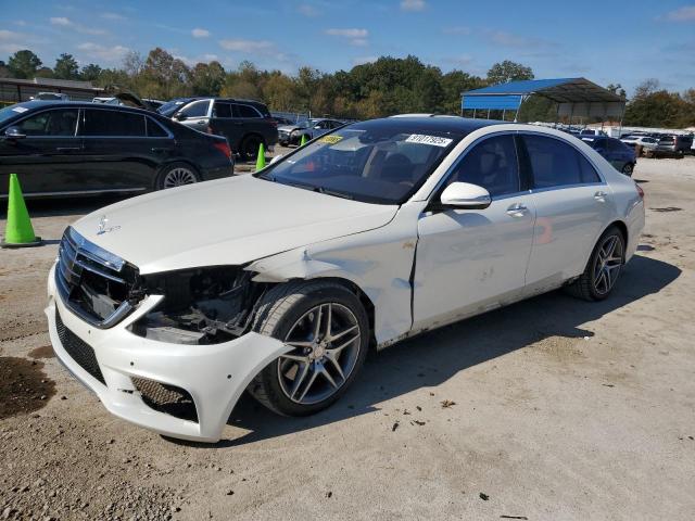 MERCEDES-BENZ S 550