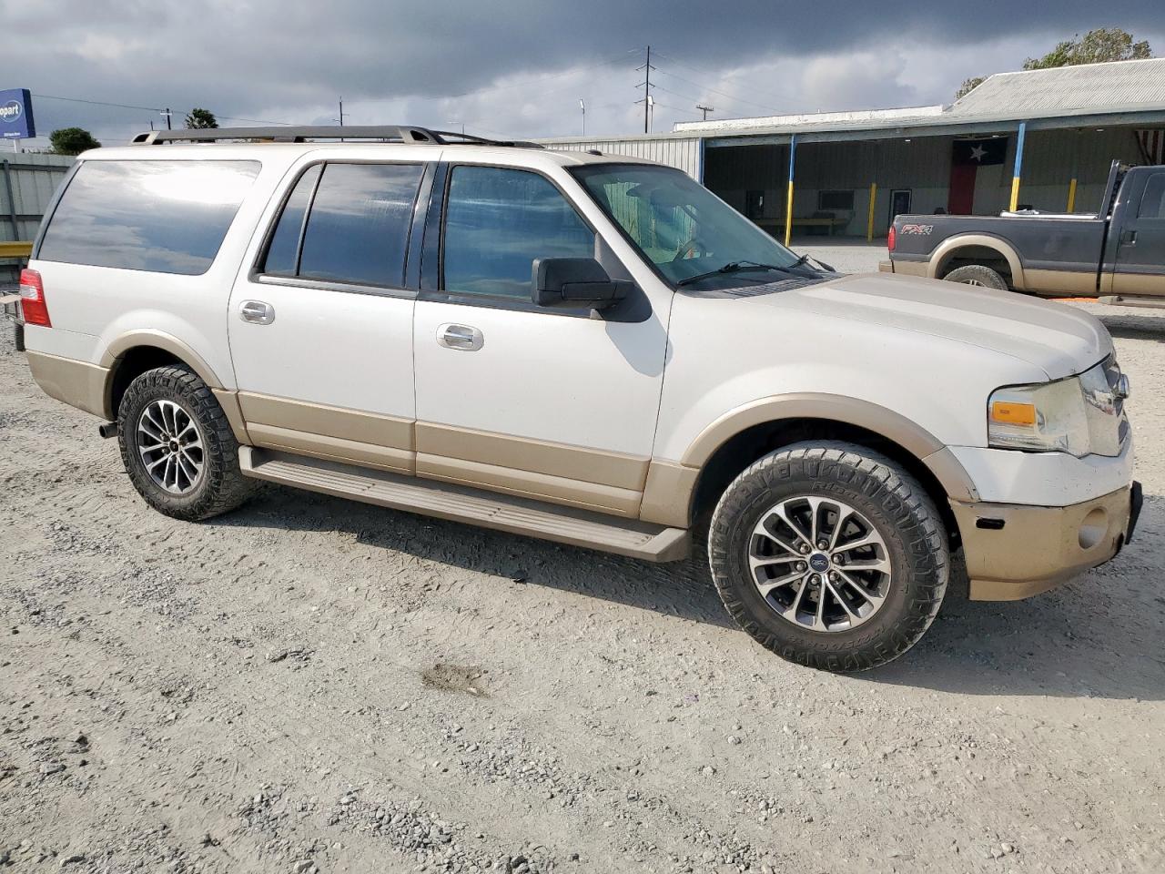 FORD EXPEDITION EL XLT