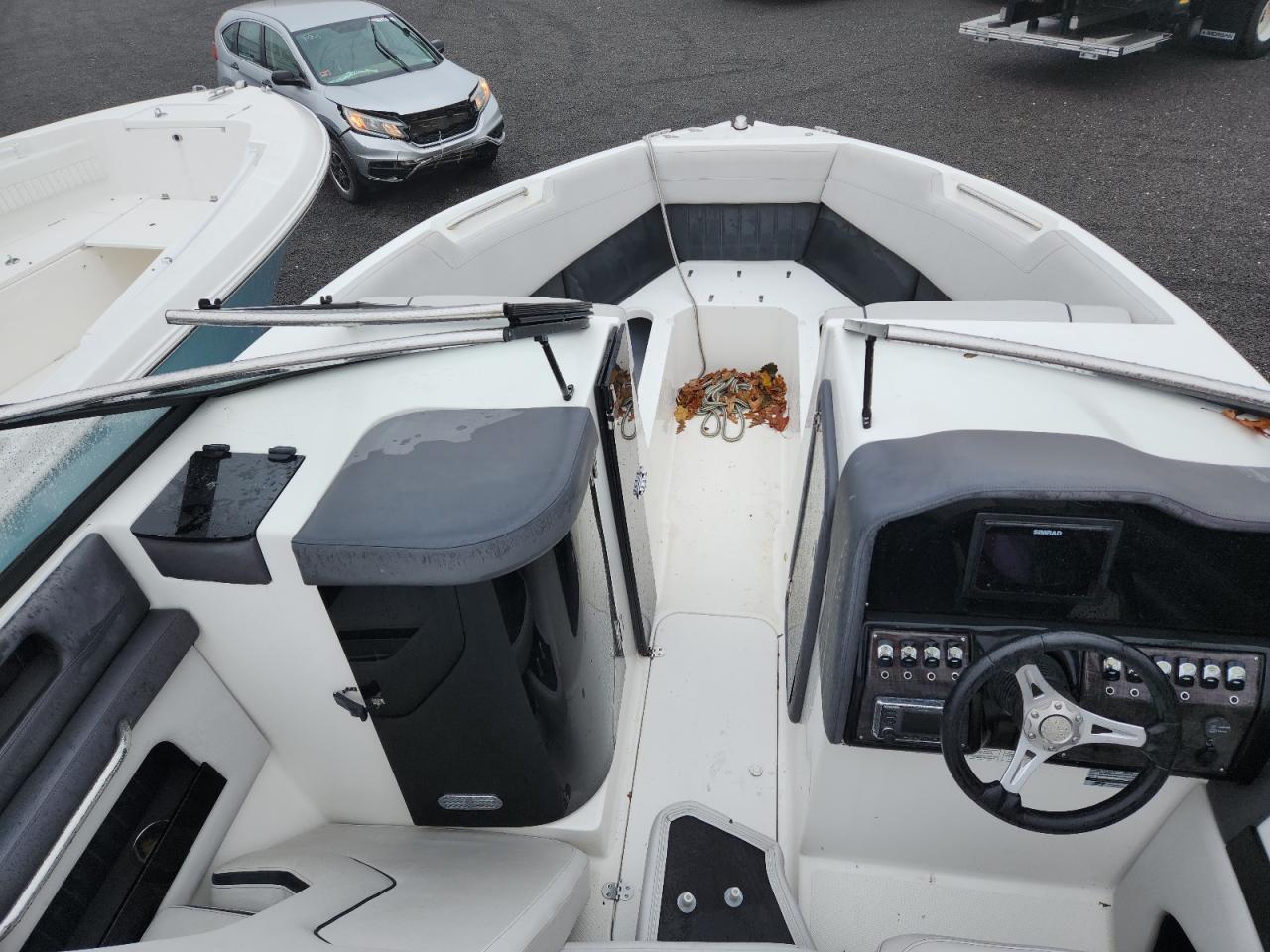 Lot #3303696031 2018 RINKER BOAT