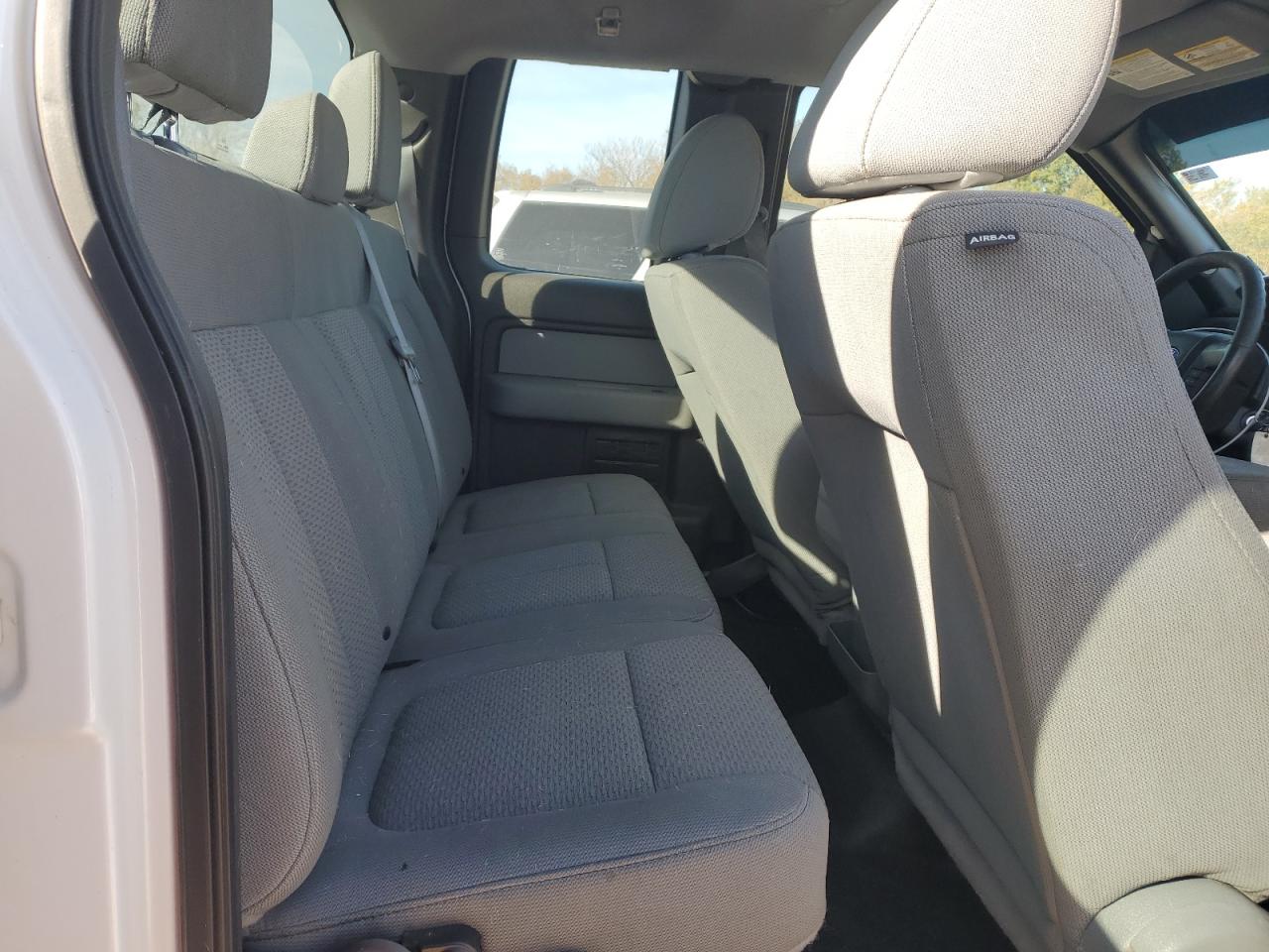 FORD F-150 SUPER CAB